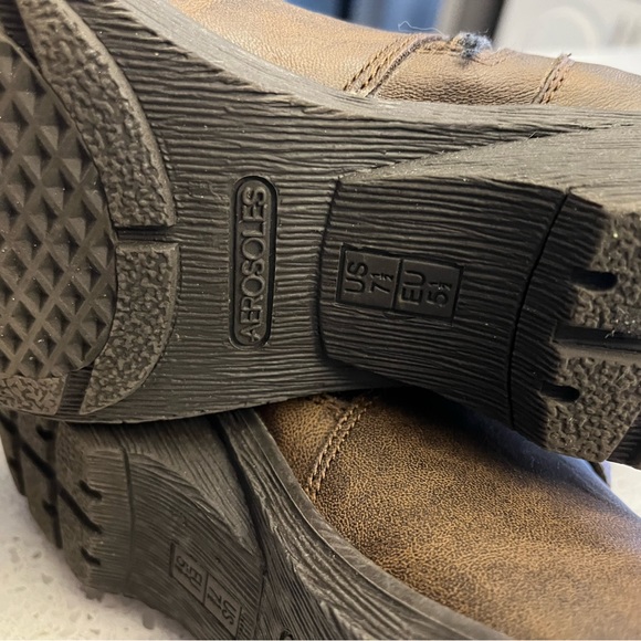 Like new eroesoles boots size 7.5 - Picture 2 of 7